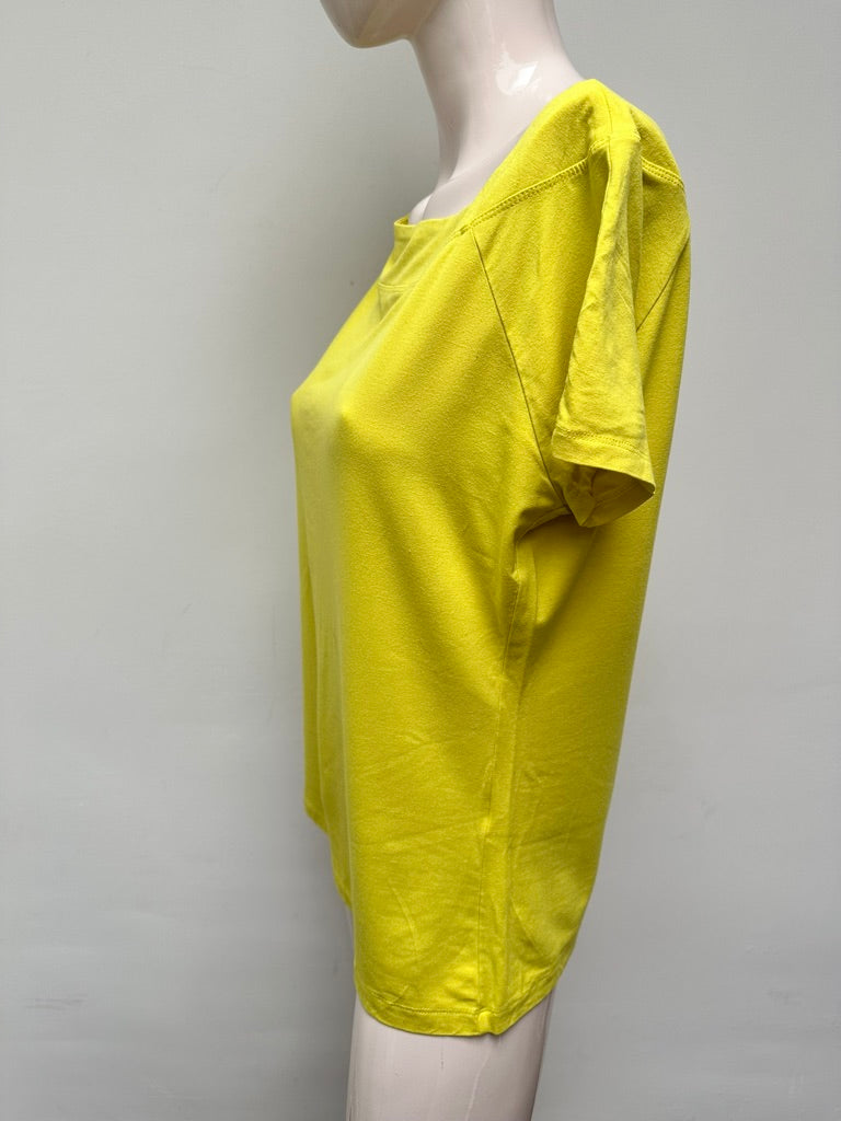 Claudia Sträter lichtgroene top maat 38