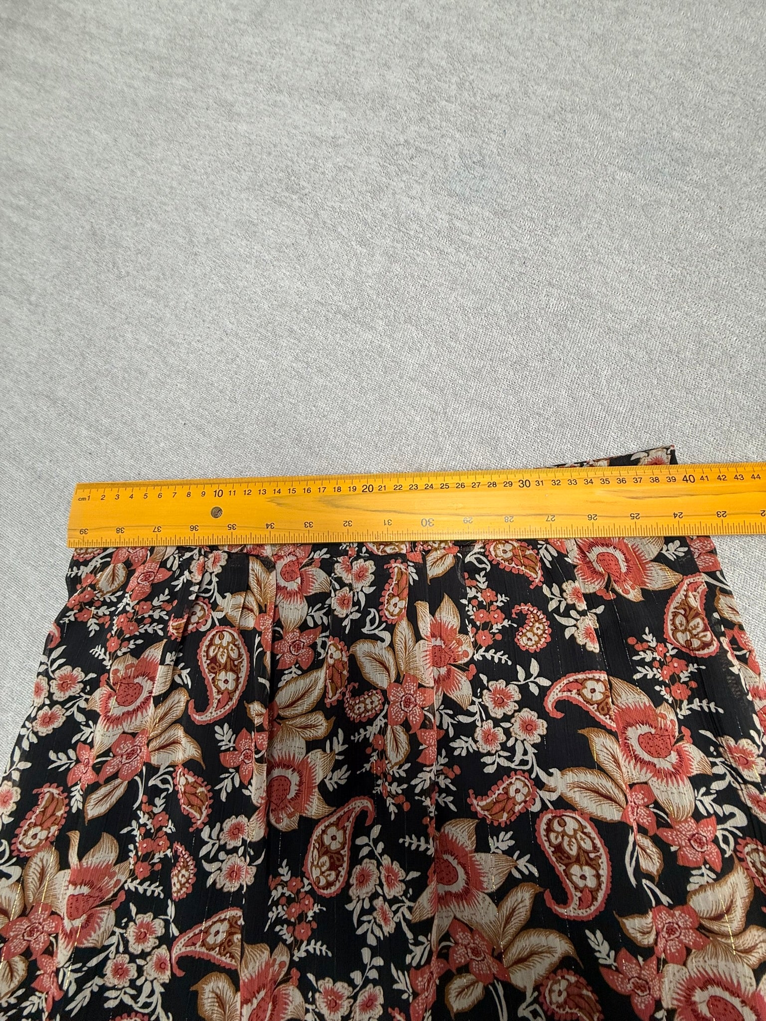 EsQualo bloemenrok met kanten zoom zwart/roze – boho midi rok 42