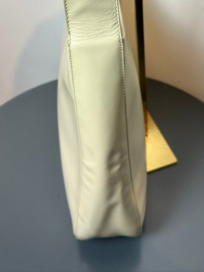 Prada vintage schoudertas crème leder