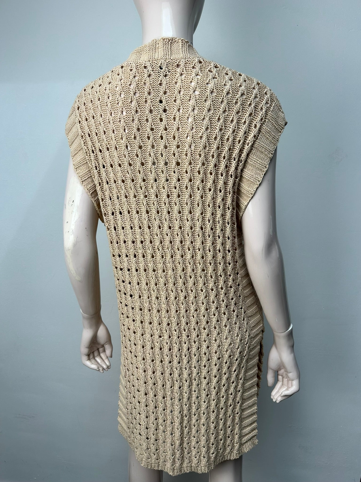 Caroline Biss mouwloos vest maat 36