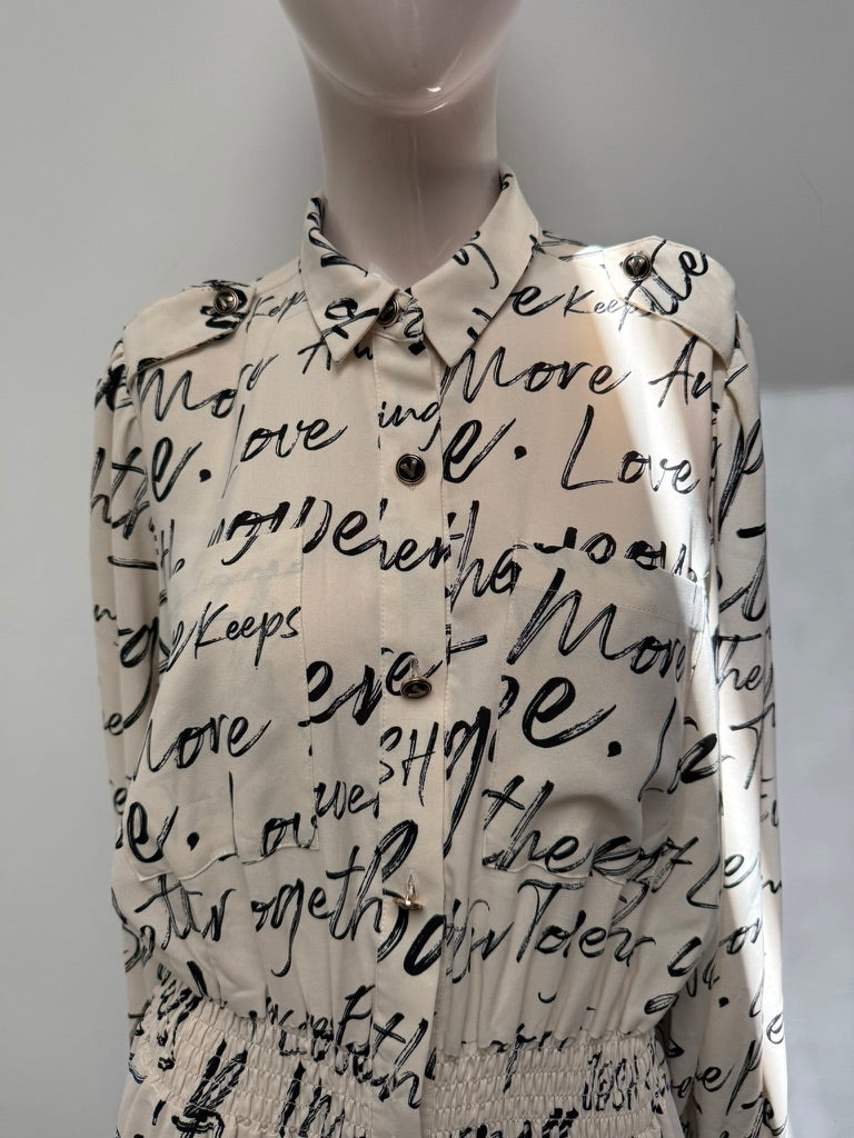 JOSH V - Jurk - crème/zwart, kalligrafieprint, knoopsluiting maat M