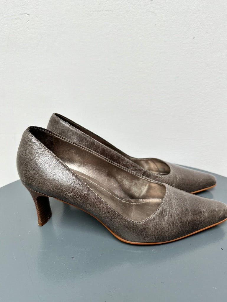 Omoda grijze pumps maat 36
