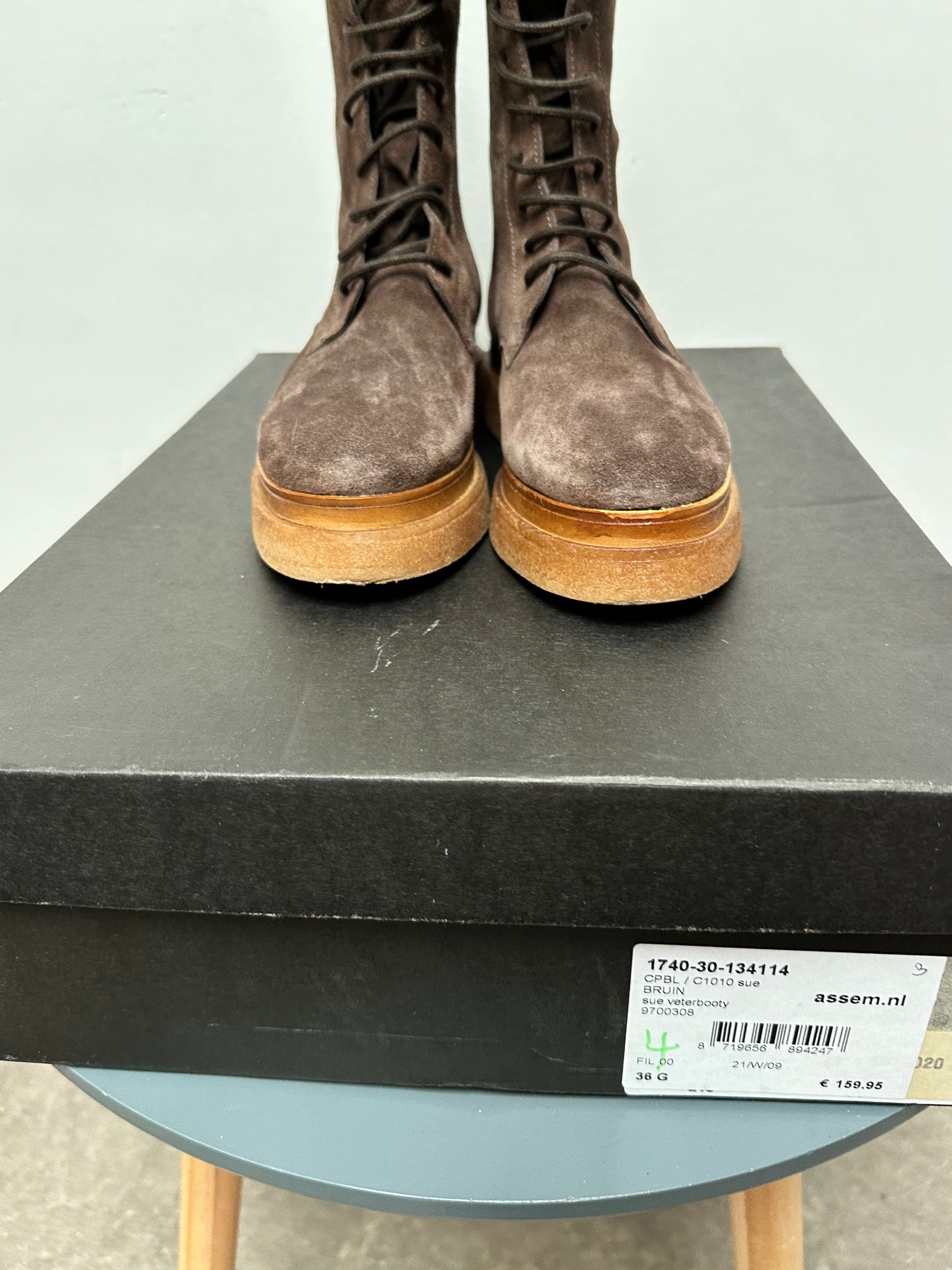 Capobello bruine veterlaarsjes suede maat 36