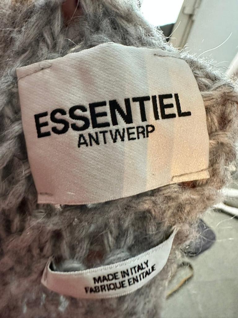 Essentiel Antwerp grijs vest maat S