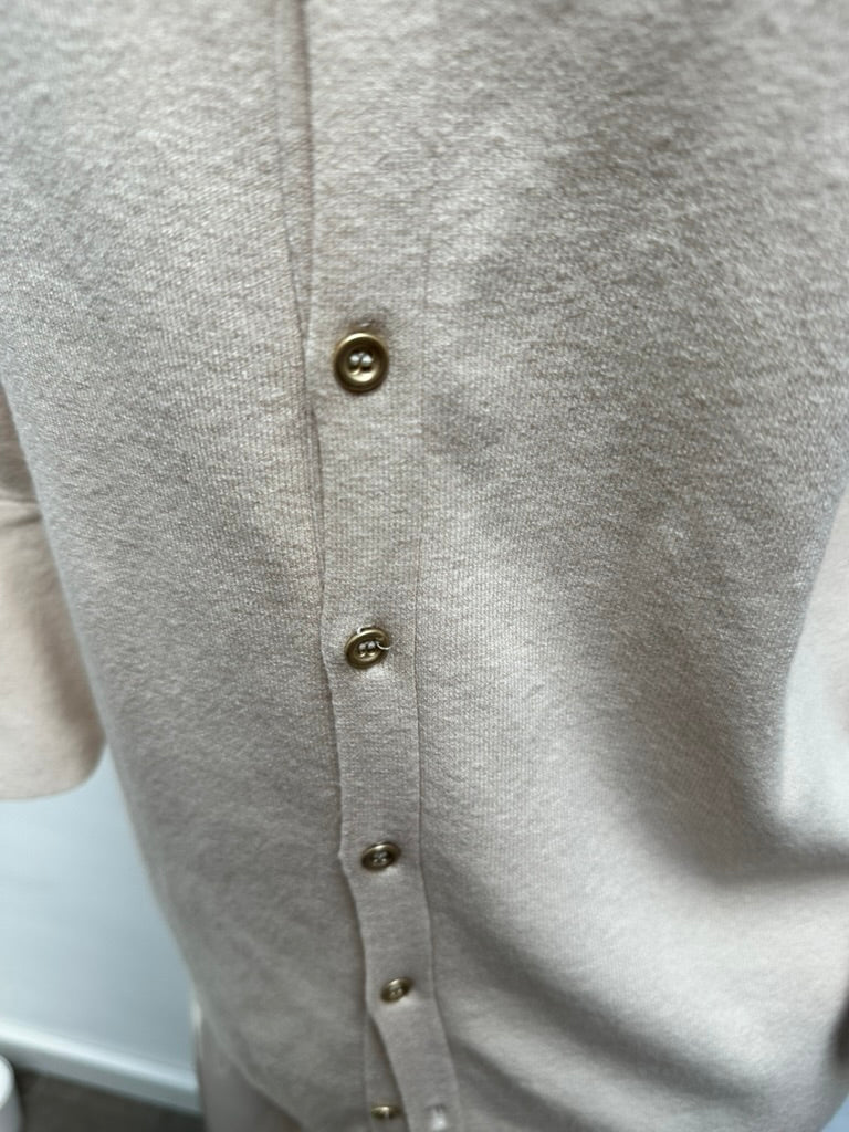 Gigue beige trui met knoopjes maat 40