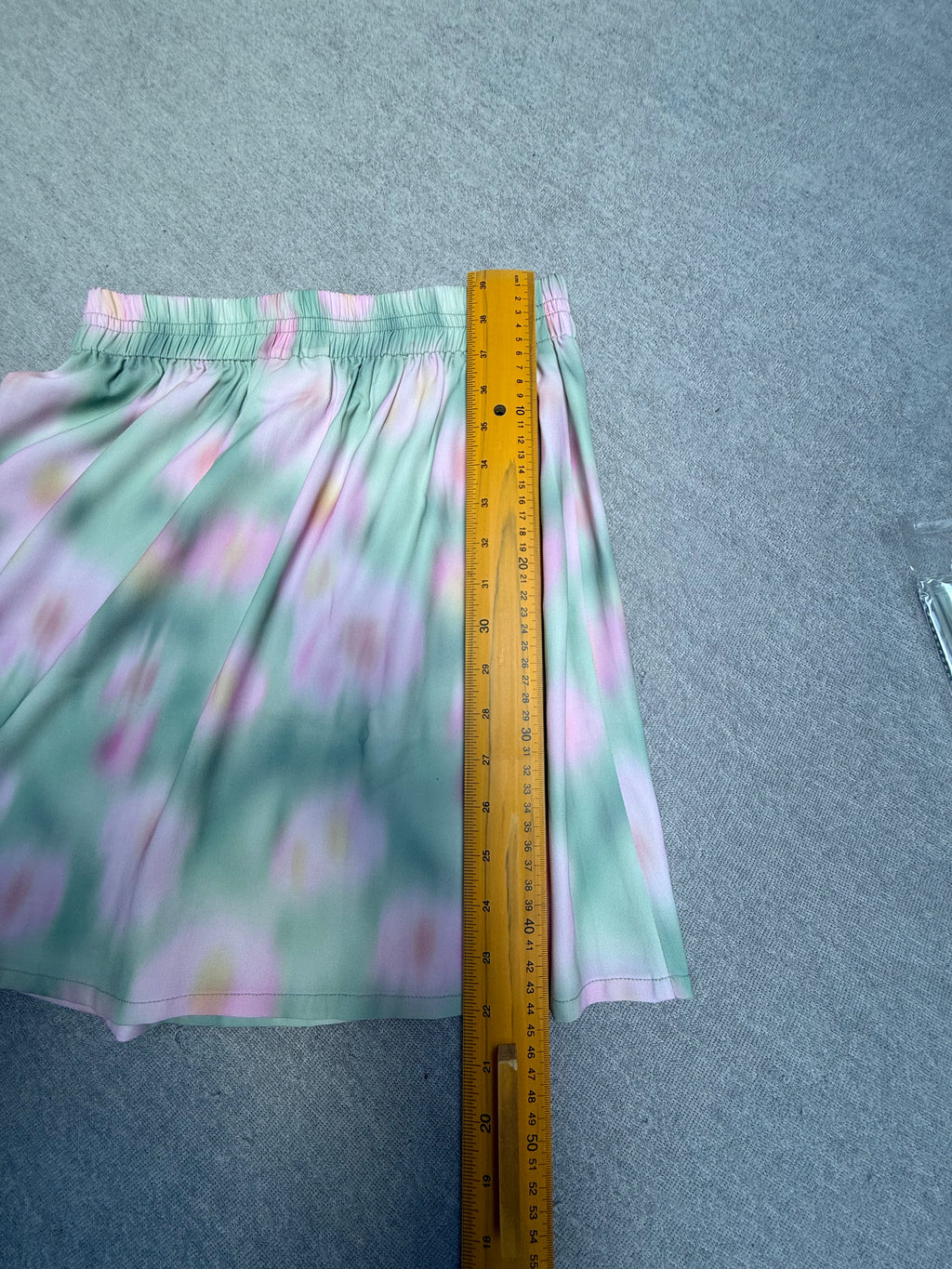 Another Label pastel bloemenrok maat S – mintgroen & roze