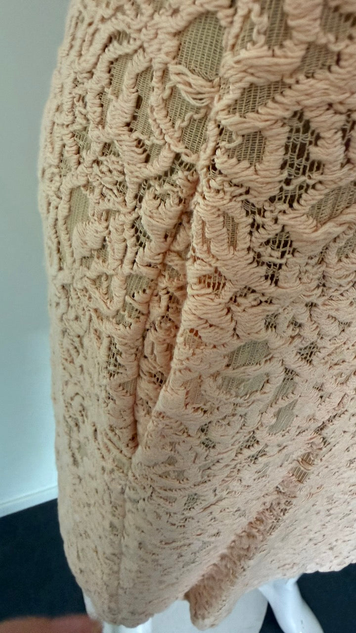Moschino - Jurk - roze, kant, sierkraag met broche - maat L