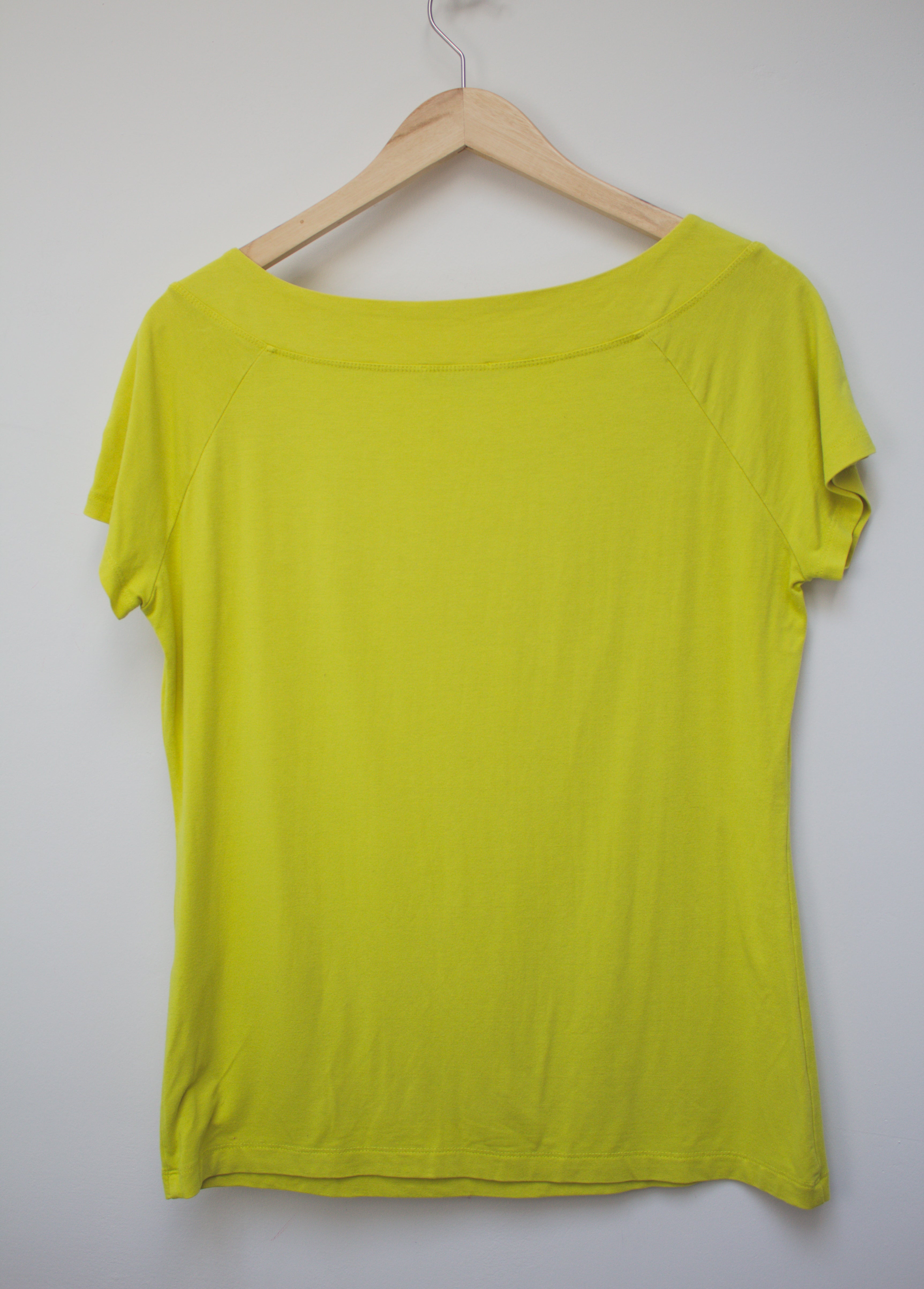 Claudia Sträter lichtgroene top maat 38