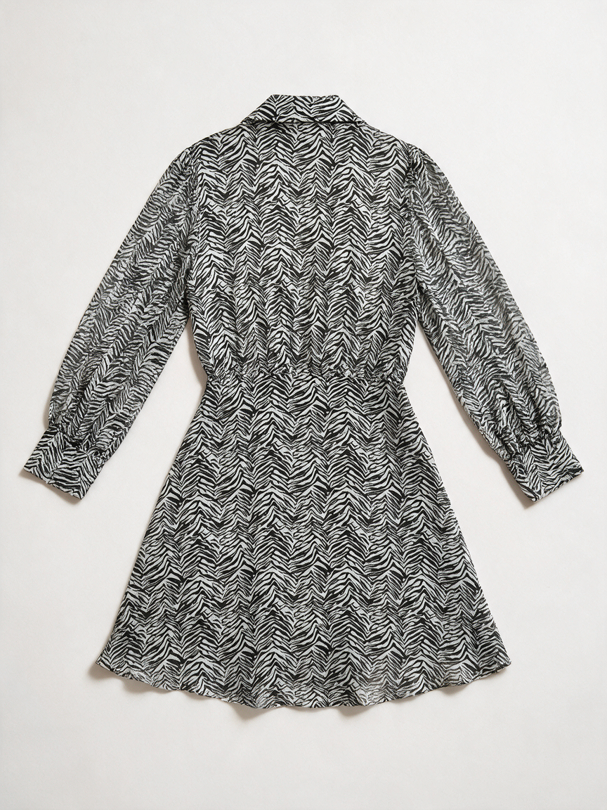 Patrizia Pepe - Jurk - zwart-wit zebraprint, klassieke kraag, knoopsluiting - M