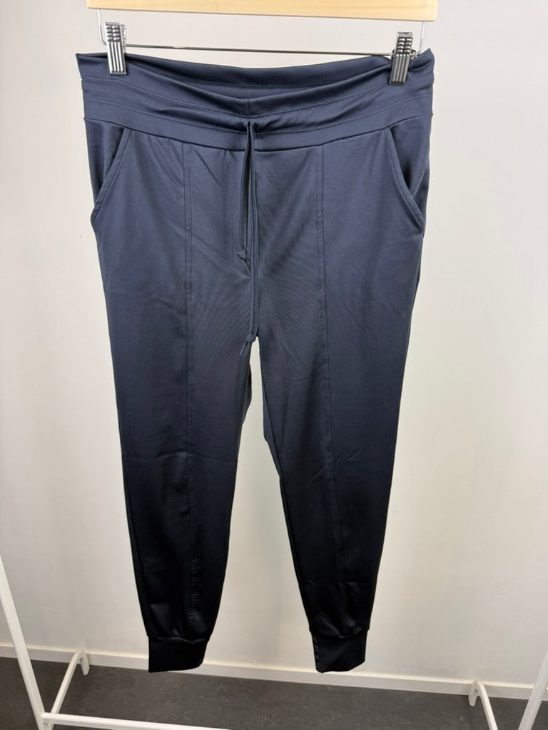 Angelle Milan - Broek - donkerblauw, joggingbroek, elastische taille met trekkoord - S