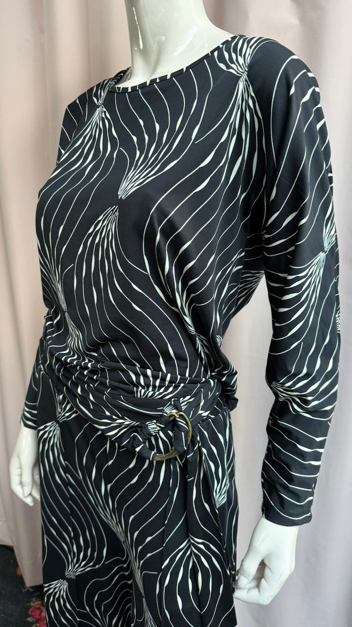 K Design - Set - zwart-wit abstracte print, wijde broek, hoge taille - M