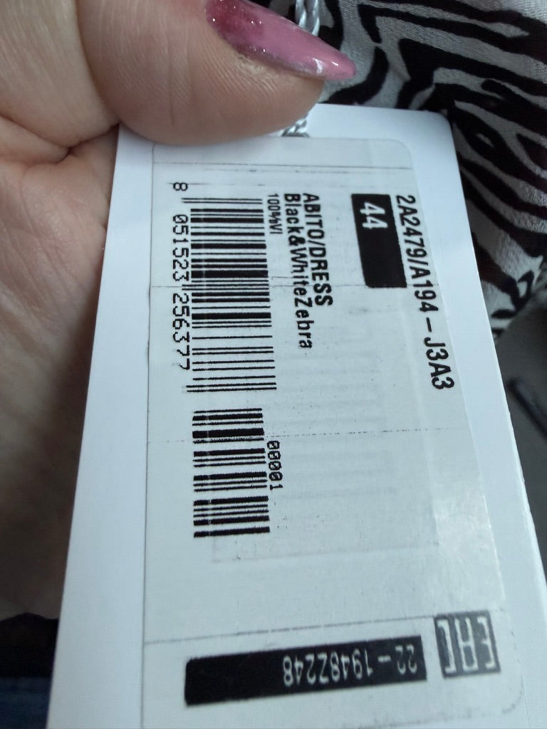 Patrizia Pepe - Jurk - zwart-wit zebraprint, klassieke kraag, knoopsluiting - M