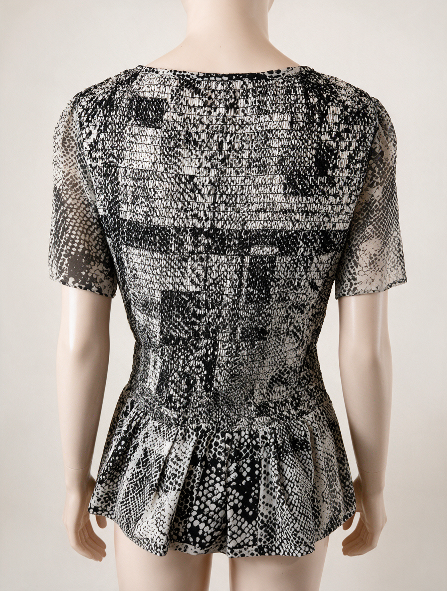 Karen Millen - Blouse - zwart-wit dierenprint, korte mouwen, gesmockte taille - S