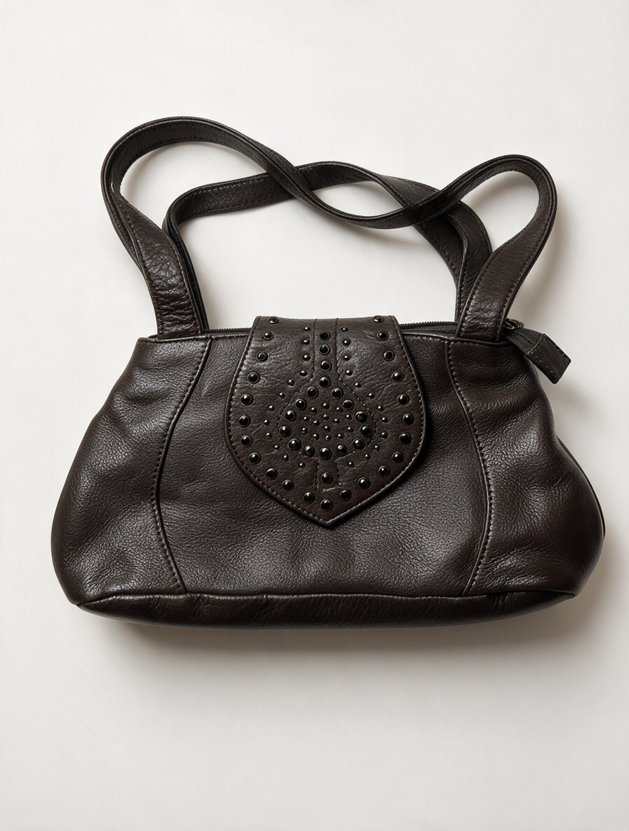 Borella - Handtas - bruin leer, klep met studs, twee schouderbanden