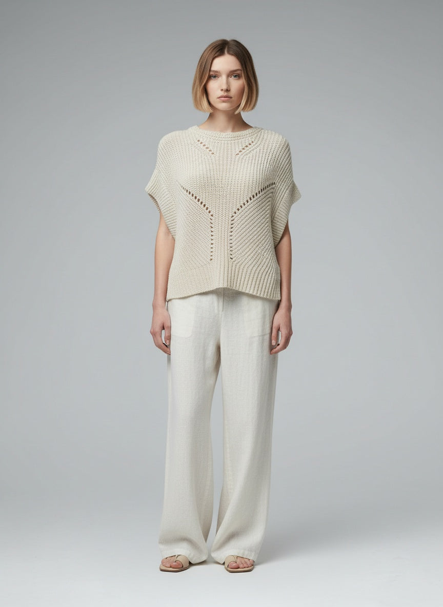 Full body view of the model wearing Isabel Marant Trui maat 36 Crème