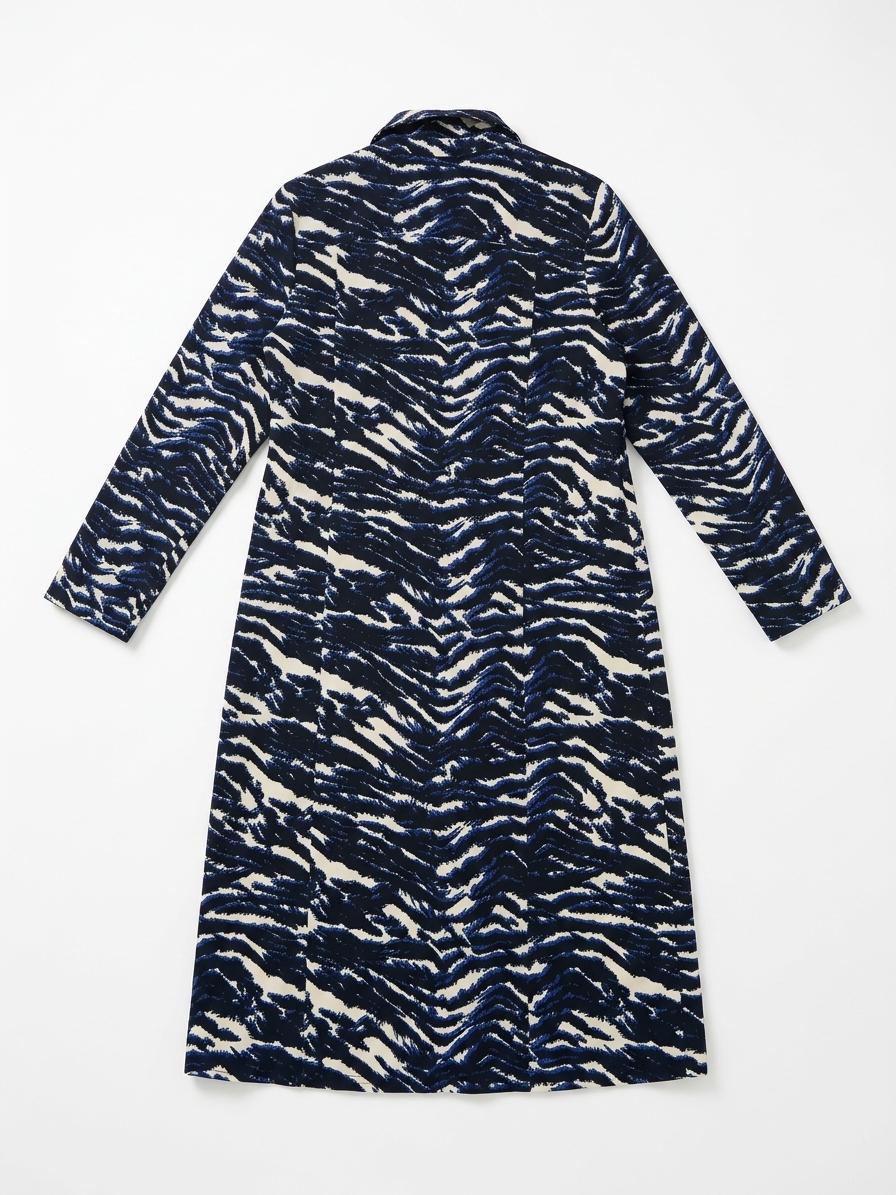 Lange jas met dierenprint in zwart-wit-blauw, klassiek model