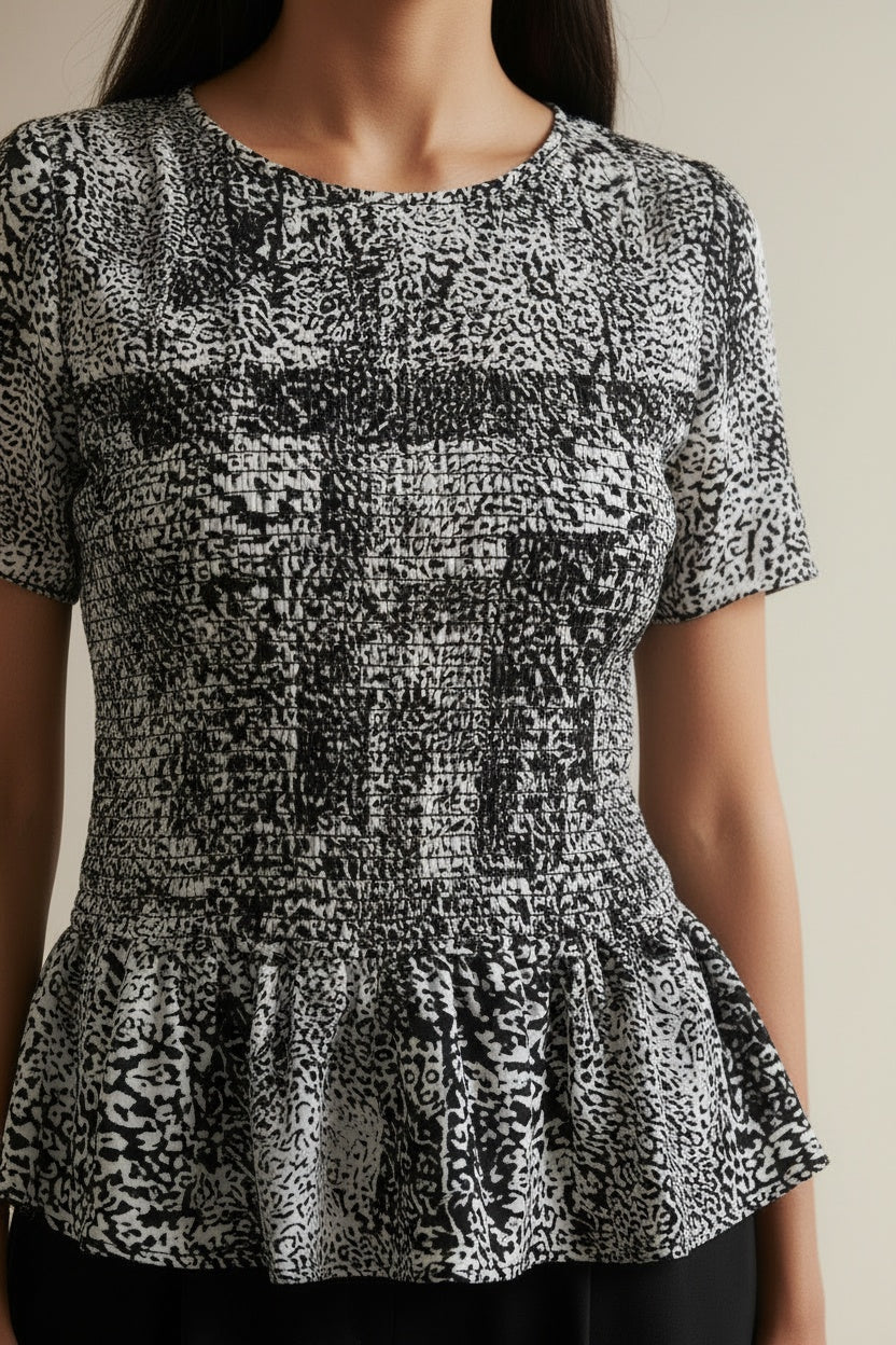 Detail shot of KAREN MILLEN Blouse maat 36 Zwart en wit