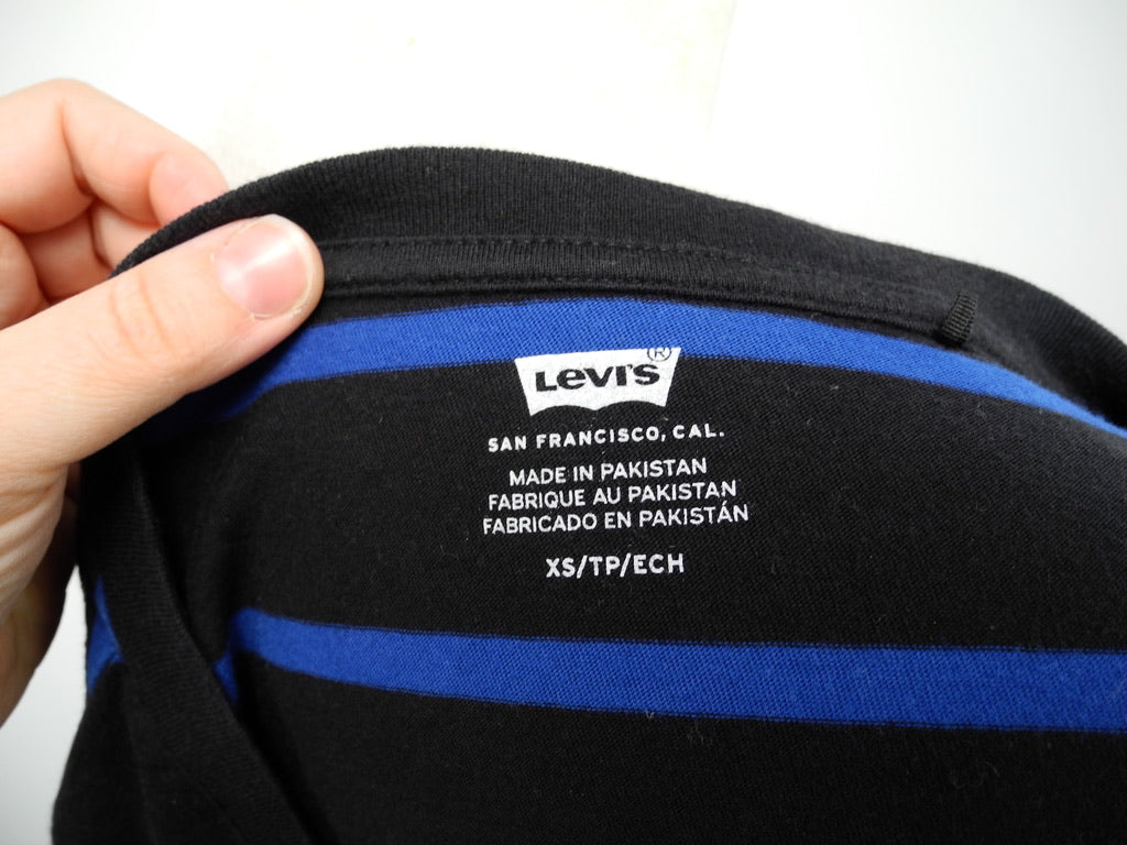 Levi's longsleeve maat XS