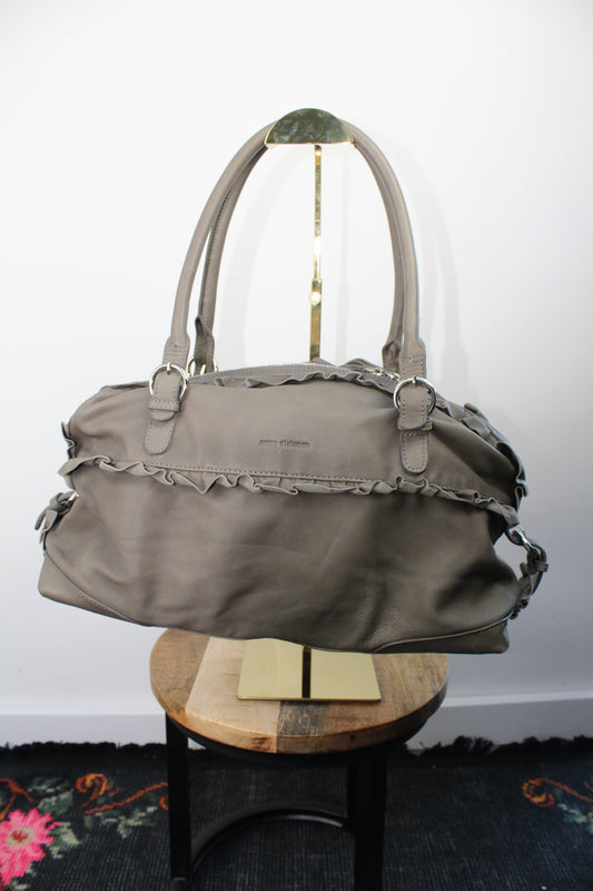 Emmy Wieleman schoudertas taupe echt leder
