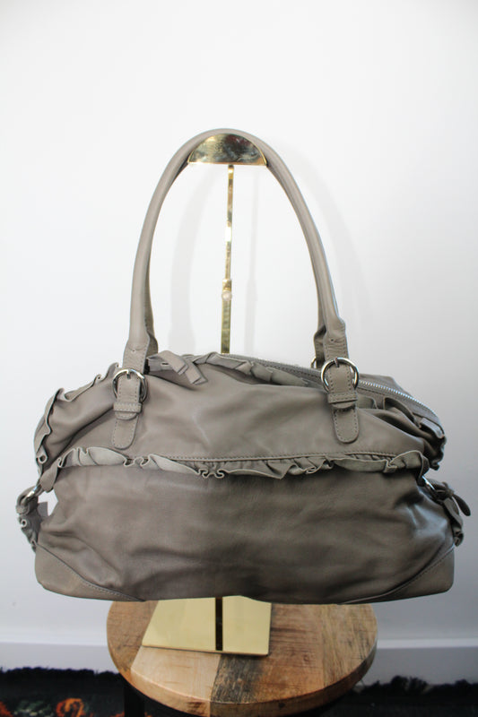 Emmy Wieleman schoudertas taupe echt leder